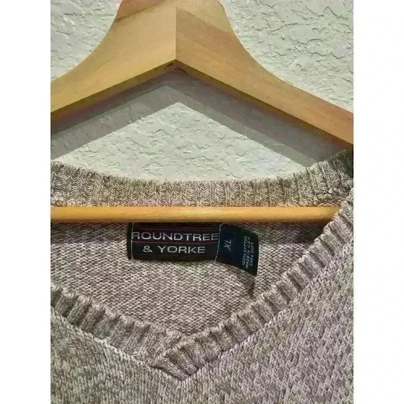 Roundtree and Yorkie vest. Vintage style. 100% cotton vest. Size xl. - Picture 3 of 3